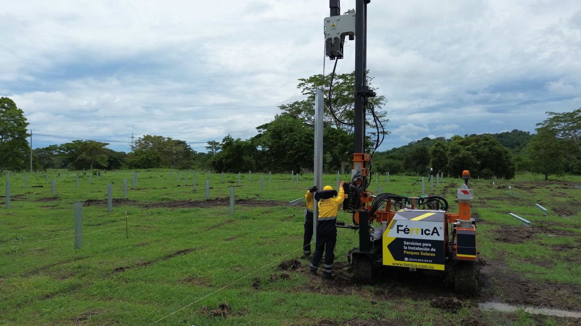 Proceso de hincado — Old-T (9.9 MW), Tolú Viejo, Sucre
